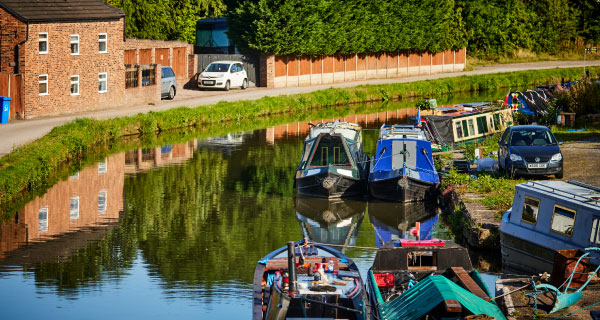 Attractions The Bridgewater Canal flows by lots of popular attractions making it the perfect route to a fantastic day out. LEARN MORE
